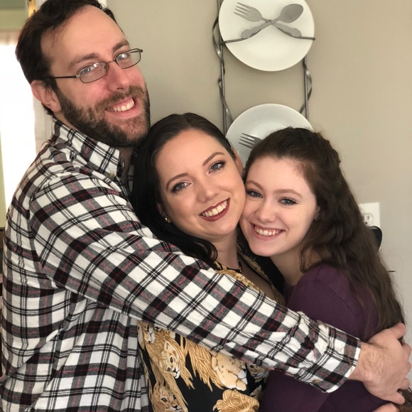 Meet your Posher, Carla aka Princess Casserole - Picture 4 of 6